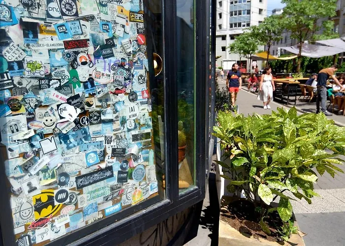 The Hive Party Albergue Budapeste