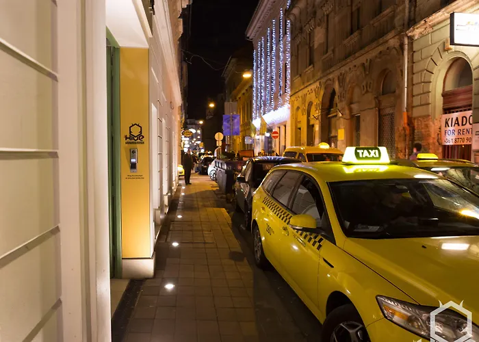 ザ　ハイブ　パーティー　ホステル　ブダペスト