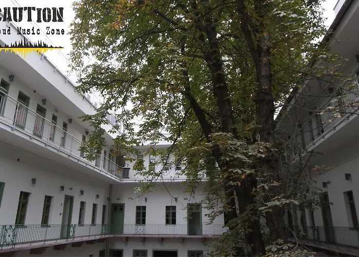 ホステル ザ　ハイブ　パーティー　ホステル　ブダペスト