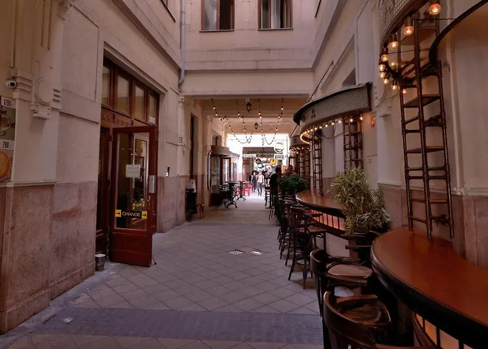 ザ　ハイブ　パーティー　ホステル　ブダペスト *